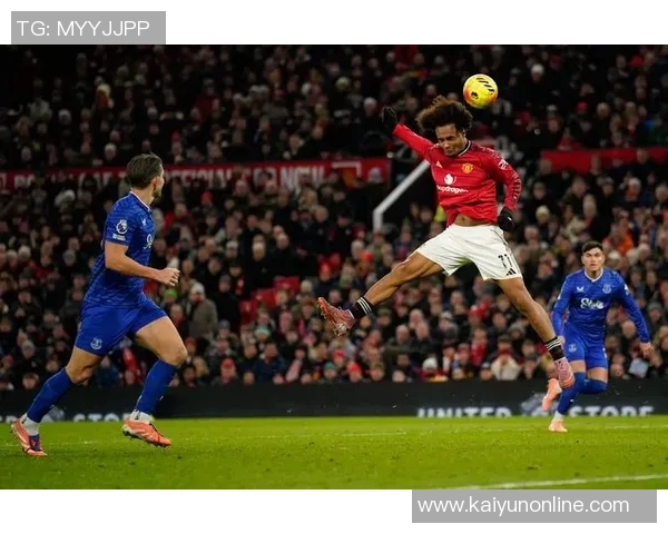 埃弗顿胜曼联后图赫尔与格拉利什深度对话引发关注 埃弗顿胜曼联后图赫尔与格拉利什深度对话引发关注