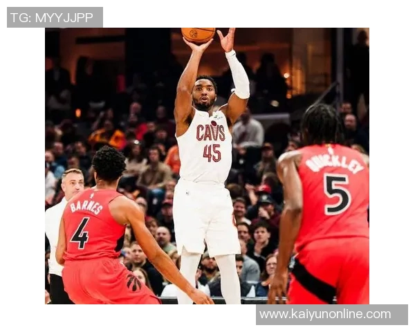 明日NBA杯骑士对阵猛龙米切尔与阿伦出战存疑加兰与梅里尔确定缺席