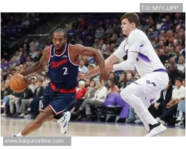 快船与绿军首发对决小卡携连胜阵容迎战杰伦布朗与祖巴茨复出替补阵容