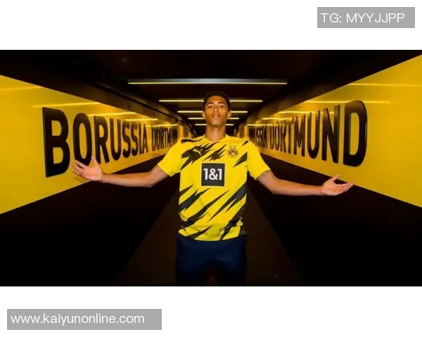 曼联密切关注小贝林厄姆动态有意明年一月租借他