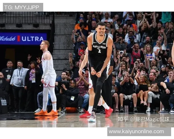 新时代的篮球传奇今日马刺与尼克斯19名球员均为99年马尼总决赛后出生